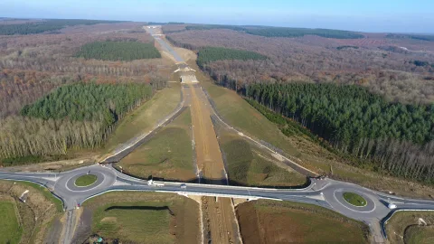 Construction de l'autoroute A304 : double giratoire et liaison routière neuve