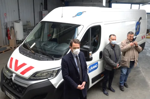 Présentation des premiers véhicules électriques URANO, mai 2021