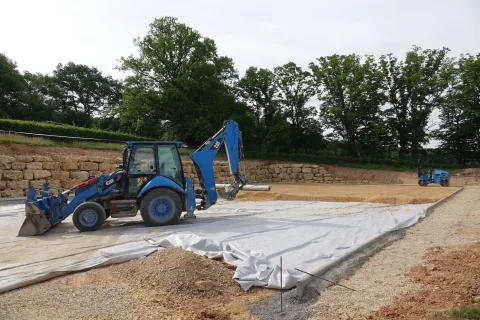 Création d'un terrain multisport pour la ville de Vireux Wallerand (08)
